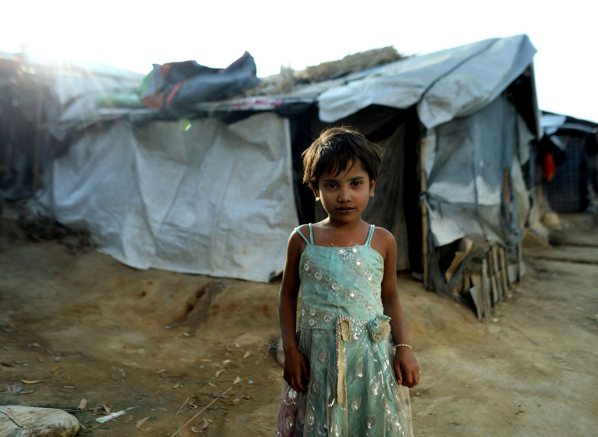 Meisje dat gevlucht is vanuit Myanmar naar Bangladesh